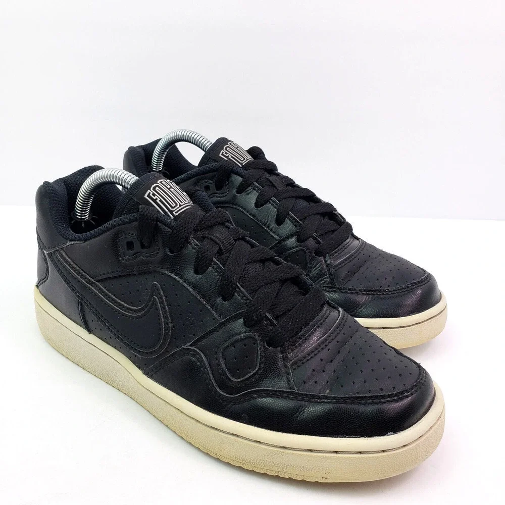 Nike Son Of Force Womens Size 6 Black Lace Up Low Sneaker Shoes 616302-006